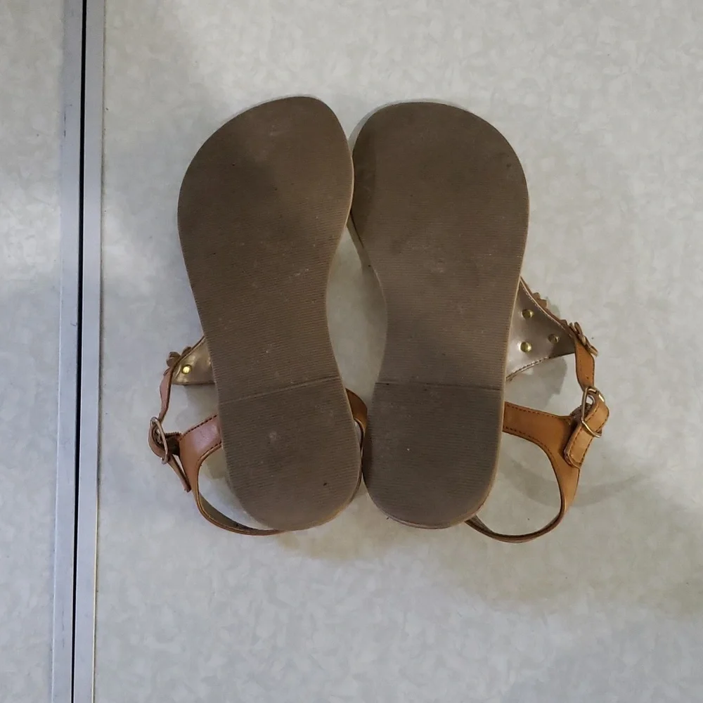 The‎ Children's Place Girl's Flower T-Strap Sandals size 3